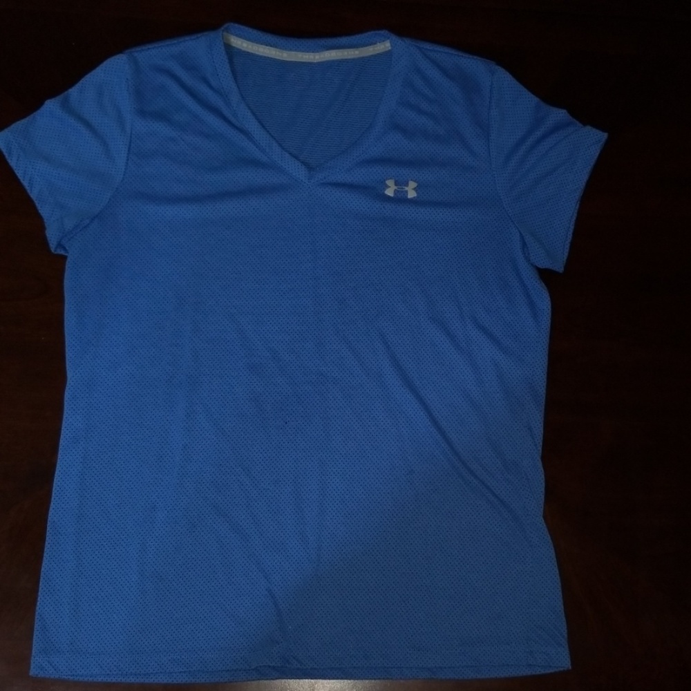 Shirt - Picture 4 of 8
